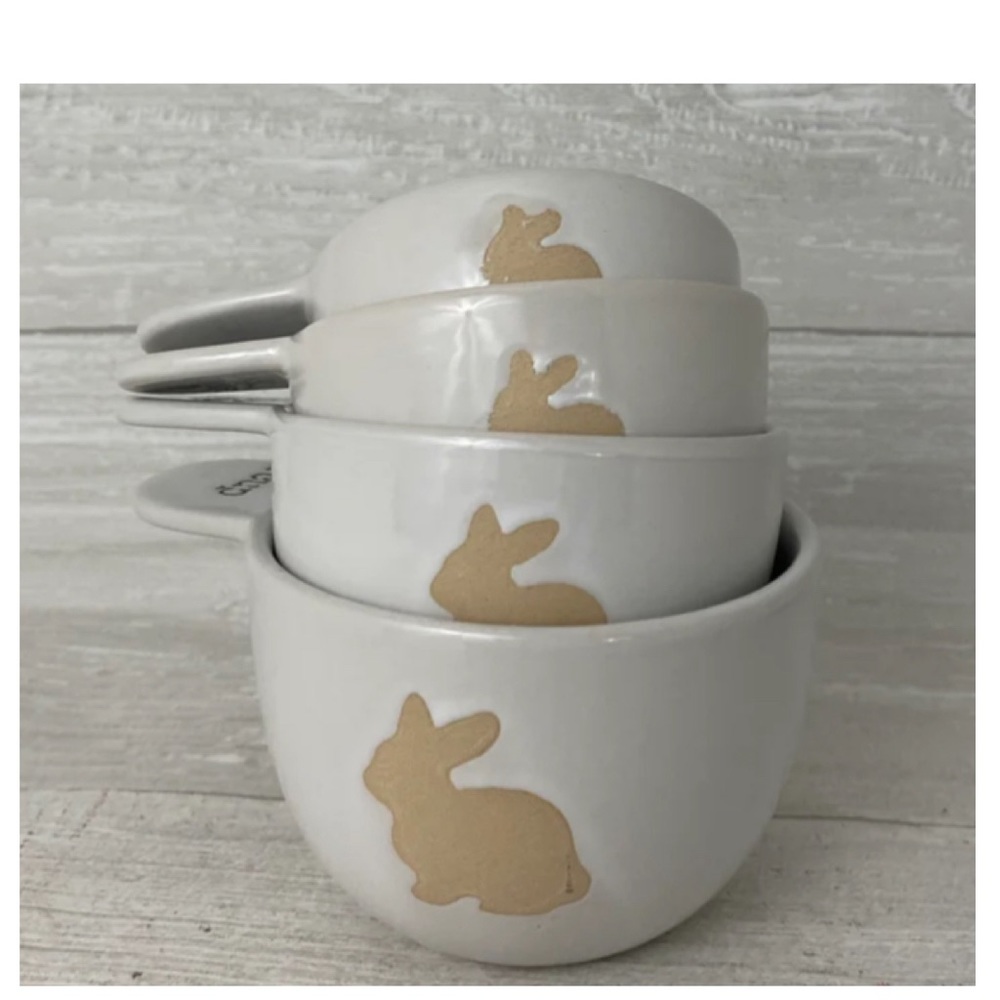 NEW Ciroa Bakehouse Easter Bunny Rabbit Measuring Cups 🐰
